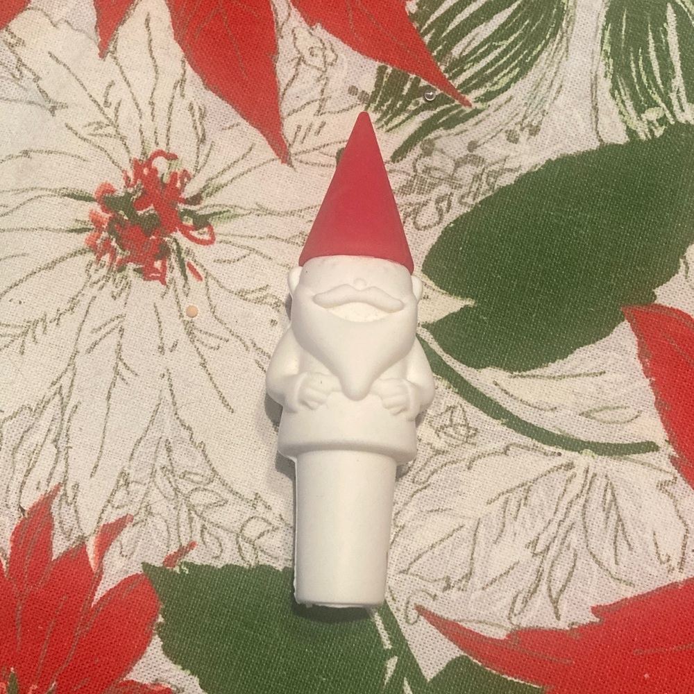 Rubber Gnome Wine Stopper